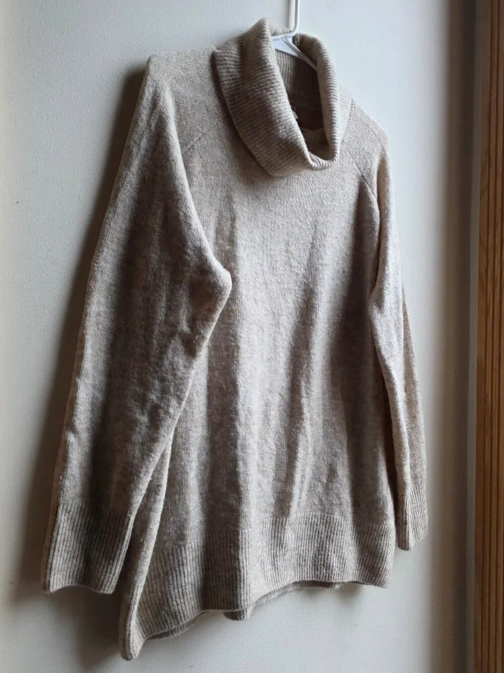 H&M Beige Cowl Neck Sweater Size Medium